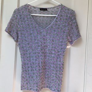 Cute flower detail t-shirt style top